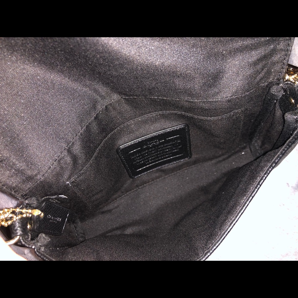 Authentic Coach Versatile Black Leather Purse - image 4